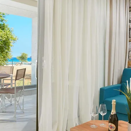 Brothers & アパートホテル スカラ・ポタミアス