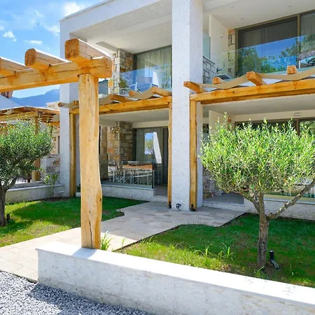 Hotel apartamentowy Brothers & 3*