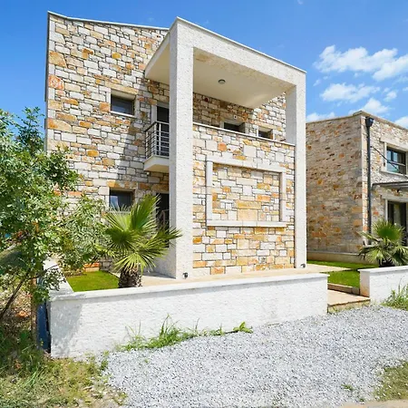 Hotel apartamentowy Brothers & 3*